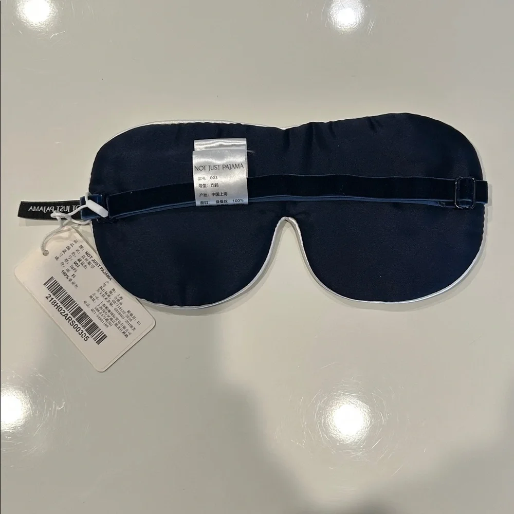 *NWT* NOT JUST PAJAMA SILK SLEEPING EYE MASK